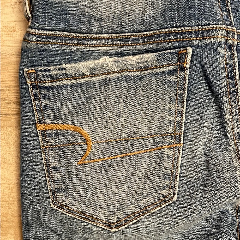 American Eagle Outfitters Women's Blue Jeans - Picture 11 of 13